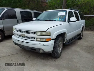 2004 Chevrolet Suburban Z71 with VIN 3GNFK16Z14G174393, listed as a IAAI auction lot 41934826 with 255,578 mi miles. Bid and sale history available at carsss.com. Image 2.