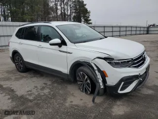 2022 Volkswagen Tiguan S with VIN 3VV0B7AX7NM026759, listed as a Copart auction lot 45546335 with 32,349 mi miles and Salvage Title. Bid and sale history available at carsss.com. Image 4.