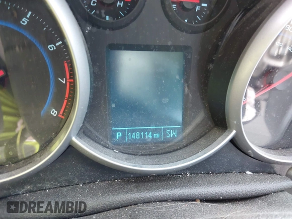 2014 Chevrolet Cruze LS with VIN 1G1PA5SH4E7105630, listed as a IAAI auction lot 42054774 with 148,114 mi miles and . Bid and sale history available at DreamBid. Image 7.