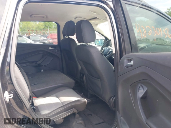 2014 Ford Escape SE with VIN 1FMCU9GXXEUD40924, listed as a IAAI auction lot 42230156 with 190,238 mi miles and . Bid and sale history available at DreamBid. Image 8.