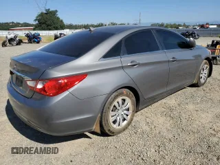 2013 Hyundai Sonata GLS z VIN 5NPEB4AC4DH585156, wystawiony jako Copart lot #58865225 z przebiegiem 142 382 mil mil oraz Szkoda całkowita • Salvage title. Historia ofert i sprzedaży dostępna na DreamBid. Obrazek 3.