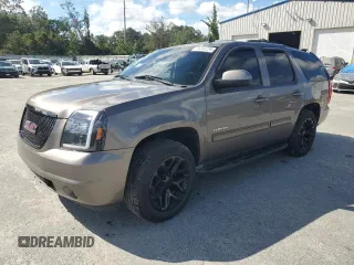 2013 GMC Yukon SLE with VIN 1GKS1AE03DR362947, listed as a Copart auction lot 74244724 with 225,034 mi miles and Salvage Title. Bid and sale history available at carsss.com. Image 1.