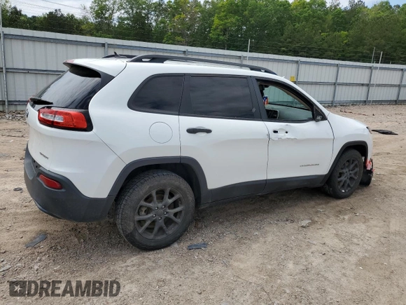 2016 Jeep Cherokee Altitude z VIN 1C4PJLAB7GW171896, wystawiony jako Copart lot #55929165 z przebiegiem 154 784 mil mil oraz Czysty tytuł • Clean title. Historia ofert i sprzedaży dostępna na DreamBid. Obrazek 3.