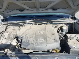 2007 Toyota Tacoma PreRunner with VIN 5TETU62N07Z455180, listed as a IAAI auction lot 41600899 with 372,636 mi miles. Bid and sale history available at carsss.com. Image 10.