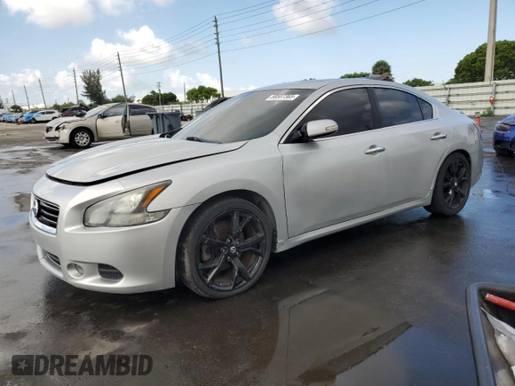 2013 Nissan Maxima SV z VIN 1N4AA5AP6DC829482, wystawiony jako Copart lot #58507365 z przebiegiem 173 510 mil mil oraz Czysty tytuł • Clean title. Historia ofert i sprzedaży dostępna na DreamBid. Obrazek 1.