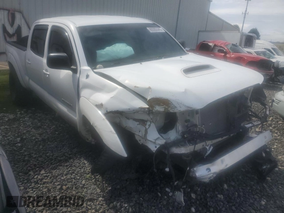 2005 Toyota Tacoma z VIN 5TEMU52N15Z050084, wystawiony jako Copart lot #89392445 z przebiegiem 158 752 mil mil oraz Szkoda całkowita • Salvage title. Historia ofert i sprzedaży dostępna na DreamBid. Obrazek 4.