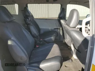2013 Toyota Sienna SE z VIN 5TDXK3DC1DS353803, wystawiony jako Copart lot #47653545 z przebiegiem 139 032 mil mil oraz Szkoda całkowita • Salvage title. Historia ofert i sprzedaży dostępna na DreamBid. Obrazek 11.