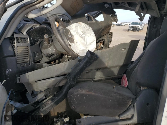 2004 Nissan Titan SE z VIN 1N6AA06B54N579678, wystawiony jako Copart lot #45513425 z przebiegiem Nie podano mil oraz Nie do naprawy • Non repairable. Historia ofert i sprzedaży dostępna na DreamBid. Obrazek 7.