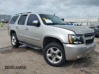 2007 Chevrolet Tahoe LT z VIN 1GNFK13067R121571, wystawiony jako IAAI lot #42395299 z przebiegiem Nie podano mil oraz . Historia ofert i sprzedaży dostępna na DreamBid. Obrazek 1.