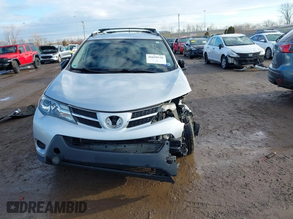 2015 Toyota RAV4 LE with VIN JTMBFREV3FJ039331, listed as a IAAI auction lot 41650536 with 155,127 mi miles. Bid and sale history available at carsss.com. Image 12.