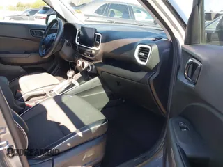 2022 Hyundai Venue SEL with VIN KMHRC8A3XNU182050, listed as a IAAI auction lot 42002955 with 29,089 mi miles and . Bid and sale history available at DreamBid. Image 5.