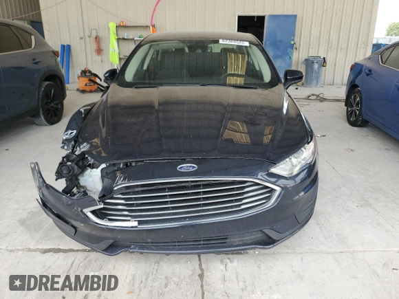 2020 Ford Fusion SE с VIN 3FA6P0HD5LR161189, выставлен на аукционе Copart как лот 62369585 с пробегом 100 440 миль миль и Списание • Salvage title. История ставок и продаж доступна на DreamBid. Изображение 5.