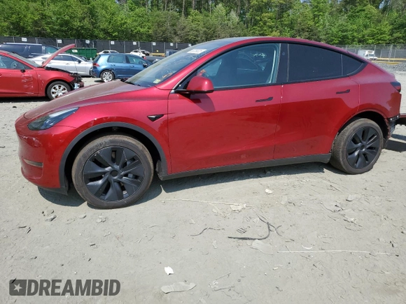 2024 Tesla Model Y Long Range с VIN 7SAYGDEE2RF197362, выставлен на аукционе Copart как лот 55239325 с пробегом 10 943 миль миль и Списание • Salvage title. История ставок и продаж доступна на DreamBid. Изображение 1.