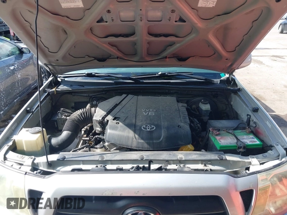 2005 Toyota Tacoma with VIN 5TELU42N45Z137094, listed as a IAAI auction lot 42585551 with 331,546 mi miles and . Bid and sale history available at DreamBid. Image 10.