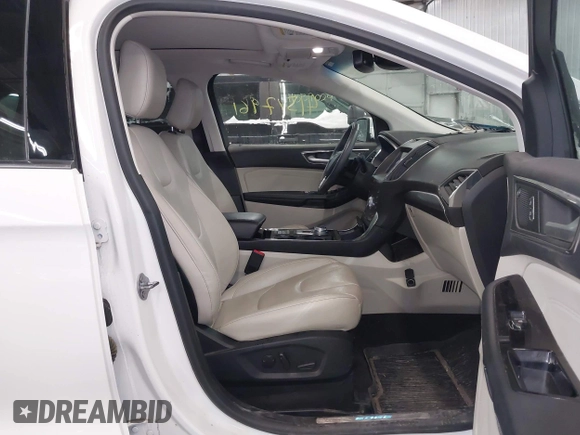 2020 Ford Edge Titanium with VIN 2FMPK4K96LBB31461, listed as a IAAI auction lot 41517961 with 140,018 mi miles. Bid and sale history available at carsss.com. Image 5.