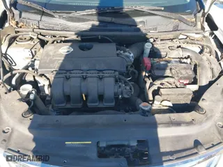2014 Nissan Sentra SV with VIN 3N1AB7AP6EL671852, listed as a IAAI auction lot 41392301 with 131,539 mi miles. Bid and sale history available at carsss.com. Image 10.