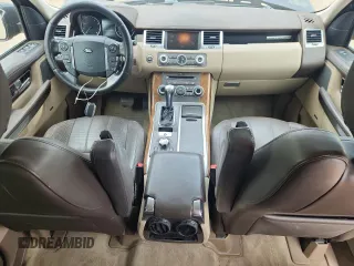 2010 Land Rover Range Rover Sport HSE Lux with VIN SALSK2D47AA226097, listed as a Copart auction lot 60432325 with 146,456 mi miles and Clean title. Bid and sale history available at DreamBid. Image 8.