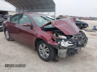 2012 Nissan Altima 2.5 S with VIN 1N4AL2AP0CC131912, listed as a IAAI auction lot 41639402 with 200,608 mi miles. Bid and sale history available at carsss.com. Image 1.
