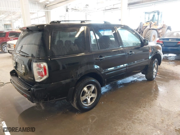 2008 Honda Pilot EX with VIN 5FNYF18418B029986, listed as a IAAI auction lot 41474195 with 230,524 mi miles. Bid and sale history available at carsss.com. Image 4.