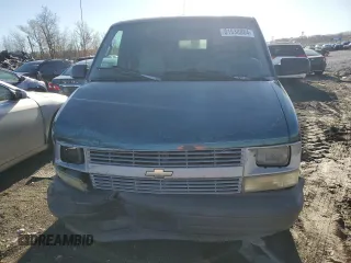 1995 Chevrolet Astro Cargo with VIN 1GCDM19W1SB176517, listed as a Copart auction lot 81538884 with 187,886 mi miles and Salvage Title. Bid and sale history available at carsss.com. Image 5.