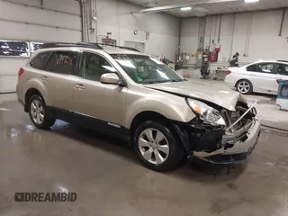 2010 Subaru Outback Premium All-Weather Anniversary z VIN 4S4BRBCC8A3325085, wystawiony jako IAAI lot #41994674 z przebiegiem 148 033 mil mil oraz . Historia ofert i sprzedaży dostępna na DreamBid. Obrazek 1.