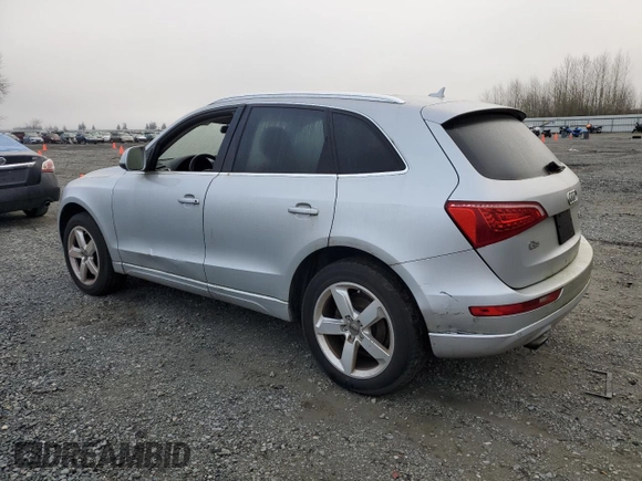 2010 Audi Q5 Premium Plus z VIN WA1LKAFP7AA098807, wystawiony jako Copart lot #50611125 z przebiegiem 202 108 mil mil oraz Czysty tytuł • Clean title. Historia ofert i sprzedaży dostępna na DreamBid. Obrazek 2.