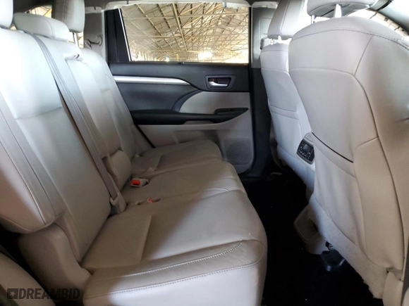 2016 Toyota Highlander XLE with VIN 5TDKKRFH6GS128898, listed as a Copart auction lot 46721305 with 0 mi miles and Salvage Title. Bid and sale history available at carsss.com. Image 11.