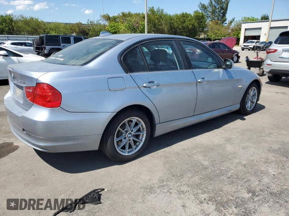 2010 BMW 3 Series 328i xDrive with VIN WBAPK5C51AA647206, listed as a Copart auction lot 52139085 with 115,883 mi miles and Salvage title. Bid and sale history available at DreamBid. Image 3.