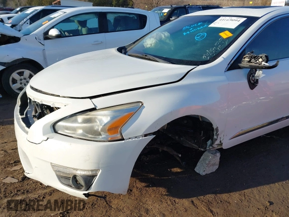 2015 Nissan Altima SL with VIN 1N4AL3AP8FN354133, listed as a IAAI auction lot 41669094 with 215,905 mi miles and . Bid and sale history available at DreamBid. Image 6.