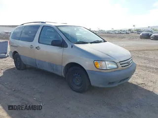 2002 Toyota Sienna LE z VIN 4T3ZF13CX2U418999, wystawiony jako IAAI lot #42330976 z przebiegiem 173 194 mil mil oraz . Historia ofert i sprzedaży dostępna na DreamBid. Obrazek 1.