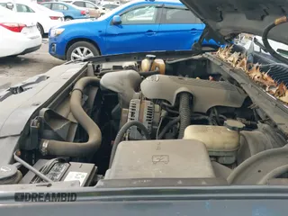 2005 Chevrolet Silverado 1500 Work Truck with VIN 1GCEK19V55Z101185, listed as a IAAI auction lot 41551172 with 289,918 mi miles and . Bid and sale history available at DreamBid. Image 21.