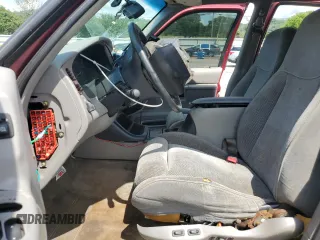 1996 Ford Explorer XL with VIN 1FMDU32X3TUC75095, listed as a Copart auction lot 61764285 with 185,220 mi miles and Clean title. Bid and sale history available at DreamBid. Image 7.