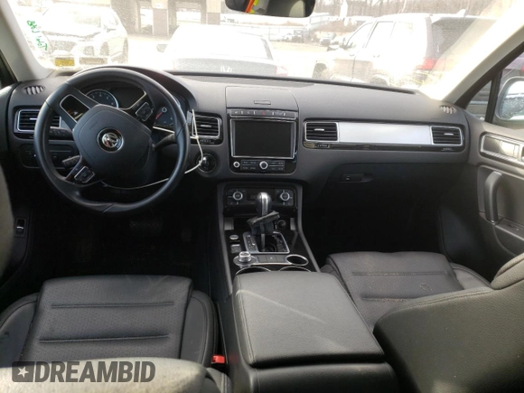 2017 Volkswagen Touareg Sport with VIN WVGEF7BP1HD006980, listed as a Copart auction lot 37464813 with Not Provided miles and . Bid and sale history available at DreamBid. Image 8.