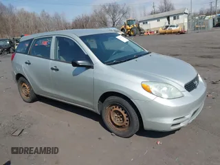 2004 Toyota Matrix Std with VIN 2T1KR32E64C178256, listed as a IAAI auction lot 41857960 with 151,972 mi miles. Bid and sale history available at carsss.com. Image 1.