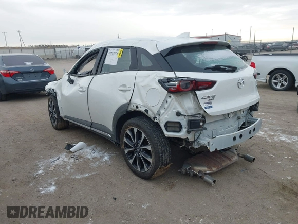 2019 Mazda CX-3 Grand Touring with VIN JM1DKFD7XK0412371, listed as a IAAI auction lot 41218170 with 1 mi miles. Bid and sale history available at carsss.com. Image 3.