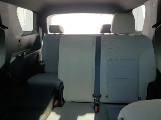 2023 Chevrolet Traverse LS with VIN 1GNEVLKW0PJ200334, listed as a Copart auction lot 76486454 with 28,756 mi miles and Salvage Title. Bid and sale history available at carsss.com. Image 10.