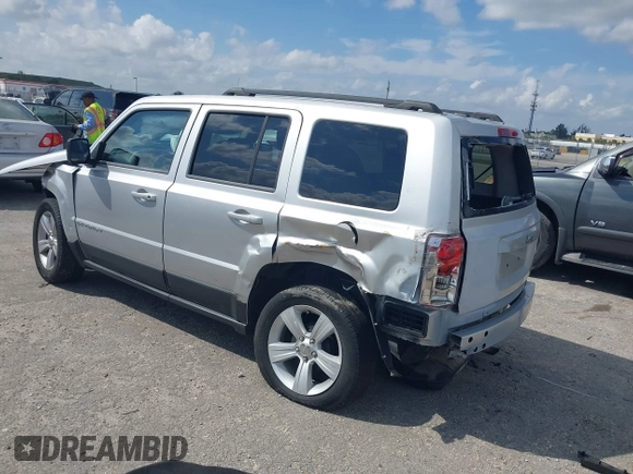 2013 Jeep Patriot Latitude with VIN 1C4NJPFA1DD260398, listed as a IAAI auction lot 41726749 with 146,609 mi miles. Bid and sale history available at carsss.com. Image 3.