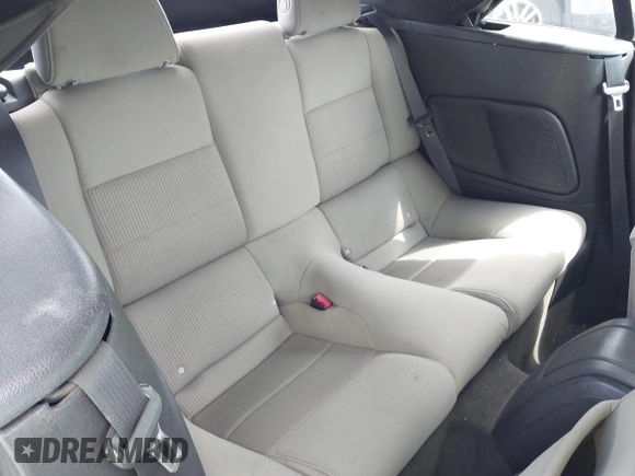 2014 Ford Mustang V6 with VIN 1ZVBP8EM8E5278957, listed as a IAAI auction lot 41996963 with 128,489 mi miles. Bid and sale history available at carsss.com. Image 8.