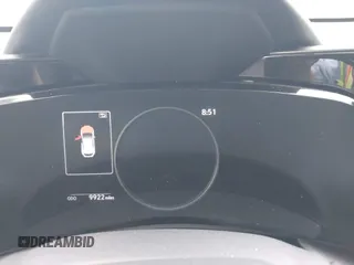 2024 Lexus NX 250 Premium z VIN JTJGDCAZ2R5022080, wystawiony jako IAAI lot #42020862 z przebiegiem 9922 mil mil oraz . Historia ofert i sprzedaży dostępna na DreamBid. Obrazek 7.