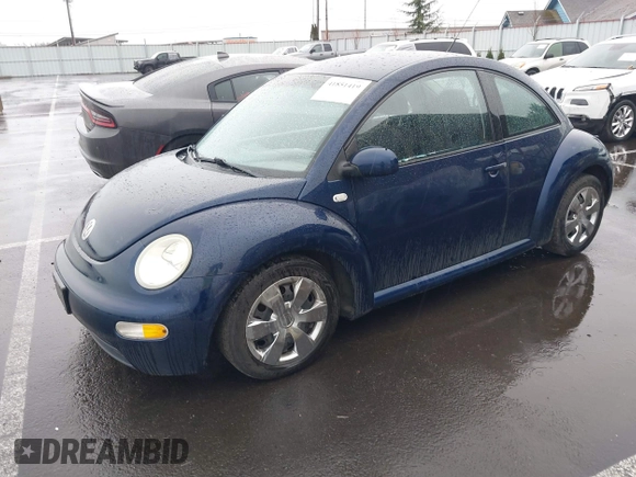 2003 Volkswagen New Beetle Coupe GL with VIN 3VWBK21C03M405877, listed as a IAAI auction lot 41851419 with 226,116 mi miles. Bid and sale history available at carsss.com. Image 2.