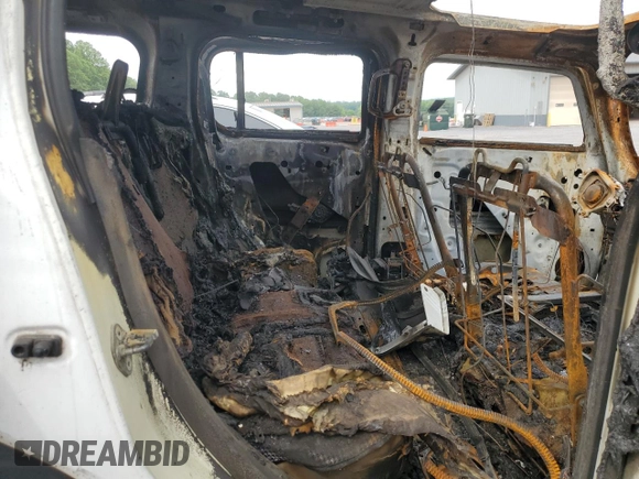 2006 Hummer H3 z VIN 5GTDN136868153785, wystawiony jako Copart lot #58202235 z przebiegiem Nie podano mil oraz Szkoda całkowita • Salvage title. Historia ofert i sprzedaży dostępna na DreamBid. Obrazek 11.