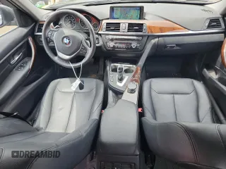 2015 BMW 3 Series 328i xDrive с VIN WBA3G7C52FK480593, выставлен на аукционе Copart как лот 63204795 с пробегом 125 690 миль миль и Списание • Salvage title. История ставок и продаж доступна на DreamBid. Изображение 8.