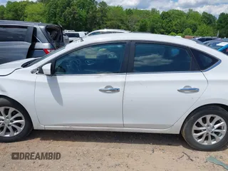 2019 Nissan Sentra SV z VIN 3N1AB7AP0KY378544, wystawiony jako IAAI lot #42127871 z przebiegiem 93 849 mil mil oraz . Historia ofert i sprzedaży dostępna na DreamBid. Obrazek 14.