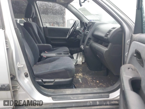 2005 Honda CR-V EX with VIN SHSRD78815U305894, listed as a IAAI auction lot 41894063 with 270,983 mi miles. Bid and sale history available at carsss.com. Image 5.