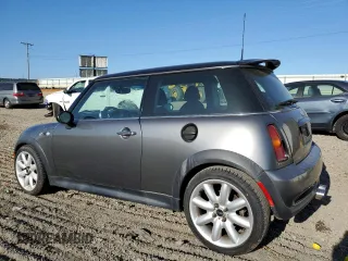 2003 MINI Hardtop S with VIN WMWRE33423TD73097, listed as a Copart auction lot 54743065 with 166,289 mi miles and Clean Title. Bid and sale history available at DreamBid. Image 2.