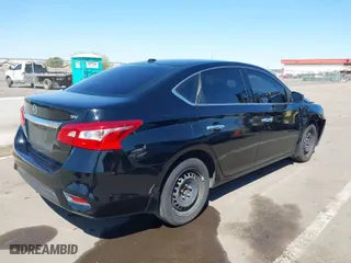 2016 Nissan Sentra SR with VIN 3N1AB7AP6GY209720, listed as a IAAI auction lot 41830411 with 98,932 mi miles. Bid and sale history available at carsss.com. Image 4.