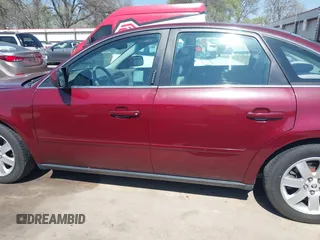 2005 Mercury Montego Luxury z VIN 1MEFM40175G611025, wystawiony jako IAAI lot #41797879 z przebiegiem 175 827 mil mil oraz . Historia ofert i sprzedaży dostępna na DreamBid. Obrazek 15.