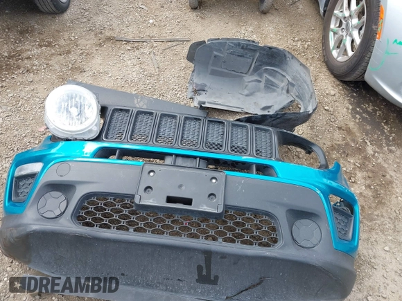 2021 Jeep Renegade Sport with VIN ZACNJDAB3MPM42343, listed as a IAAI auction lot 42551681 with 14,662 mi miles and . Bid and sale history available at DreamBid. Image 11.