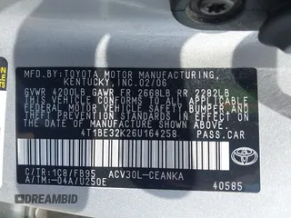 2006 Toyota Camry STD with VIN 4T1BE32K26U164258, listed as a IAAI auction lot 42120723 with 172,018 mi miles. Bid and sale history available at carsss.com. Image 9.