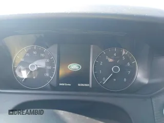 2020 Land Rover Range Rover Velar S z VIN SALYB2EX9LA289398, wystawiony jako IAAI lot #41658978 z przebiegiem 43 615 mil mil oraz . Historia ofert i sprzedaży dostępna na DreamBid. Obrazek 7.
